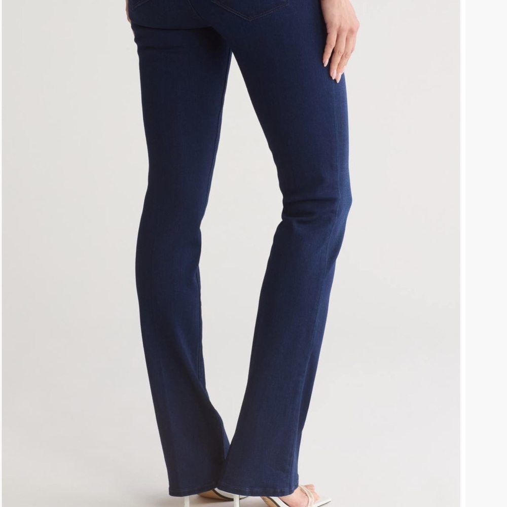 PAIGE Manhattan indigo jeans. Never worn.